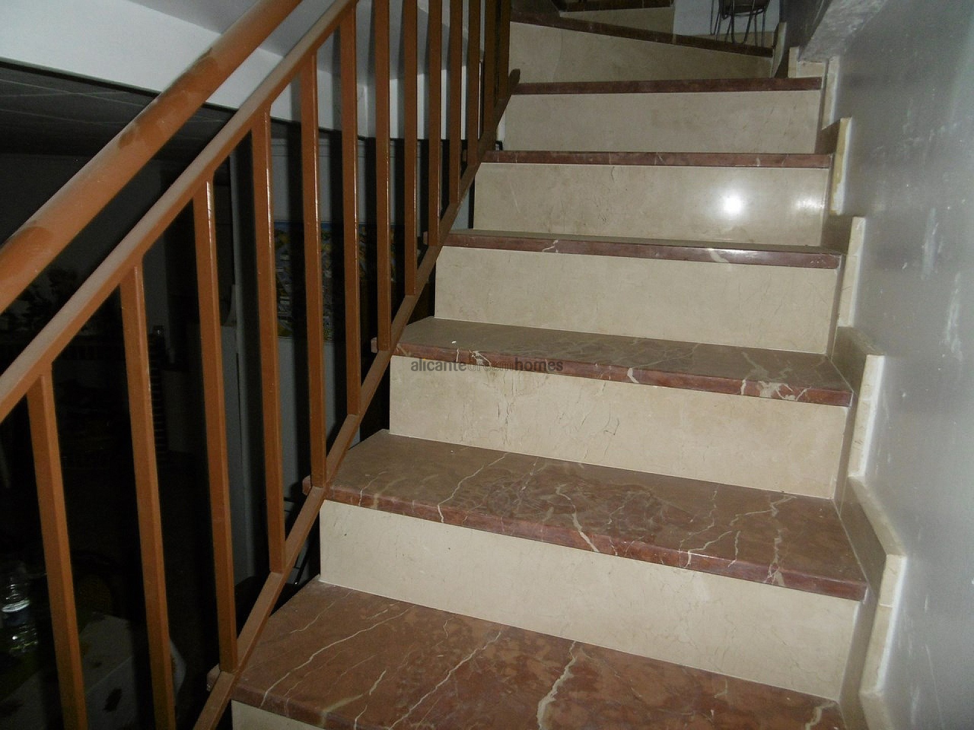 Resale - 3 Bedroom 1 Bathroom Country house in Yecla -  - Murcia