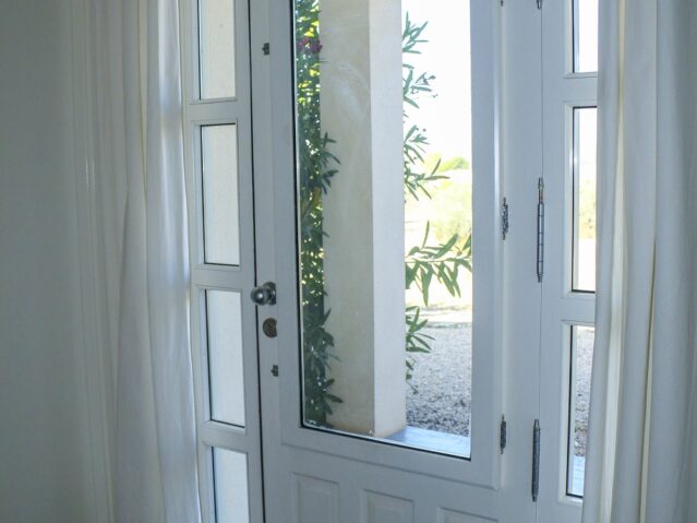 Sold - 5 Bedroom 3 Bathroom Villa in Biar -  - Alicante