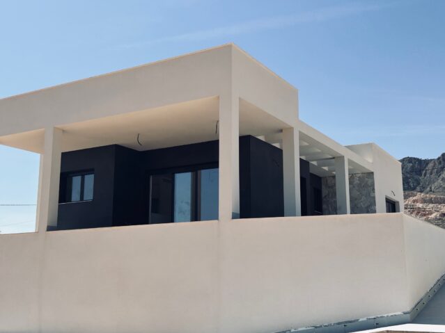 Resale - 3 Bedroom 2 Bathroom Villa in Macisvenda -  - Murcia