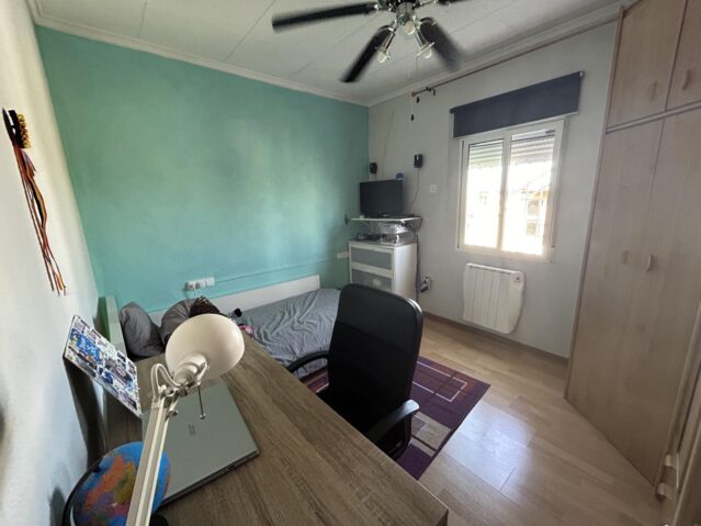 Resale - 5 Bedroom 3 Bathroom Apartment in Albatera -  - Alicante