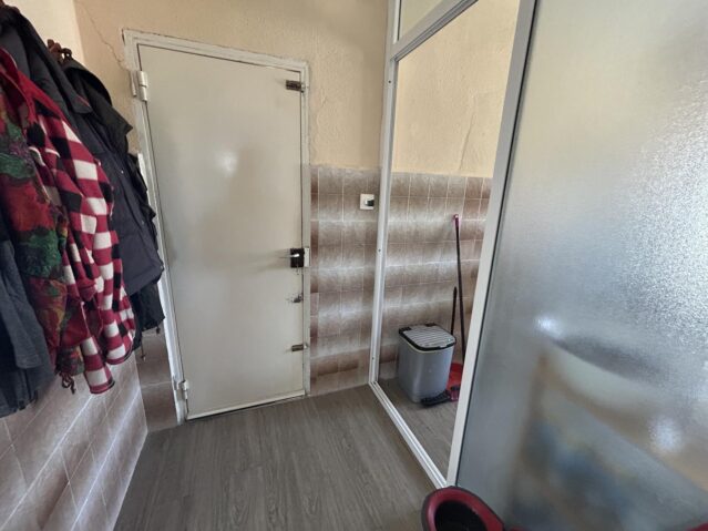 Resale - 5 Bedroom 3 Bathroom Apartment in Albatera -  - Alicante
