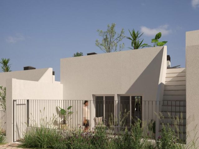 Resale - 3 Bedroom 3 Bathroom Townhouse in Monforte del Cid -  - Alicante
