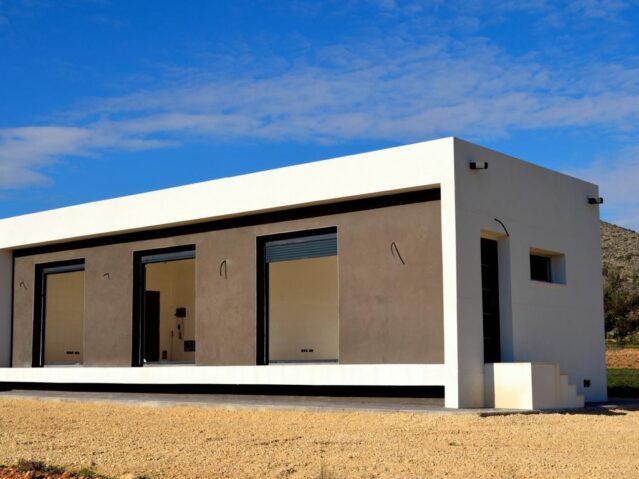 Resale - 3 Bedroom 2 Bathroom Villa in La Romana -  - Alicante