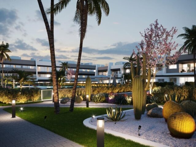 Resale - 3 Bedroom 2 Bathroom Apartment in Gran Alacant -  - Alicante
