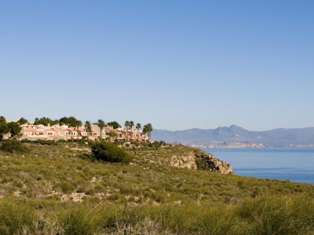 Resale - 3 Bedroom 2 Bathroom Apartment in Gran Alacant -  - Alicante