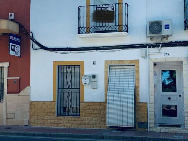 Sold - 3 Bedroom 2 Bathroom Townhouse in Hondon de los Frailes -  - Alicante