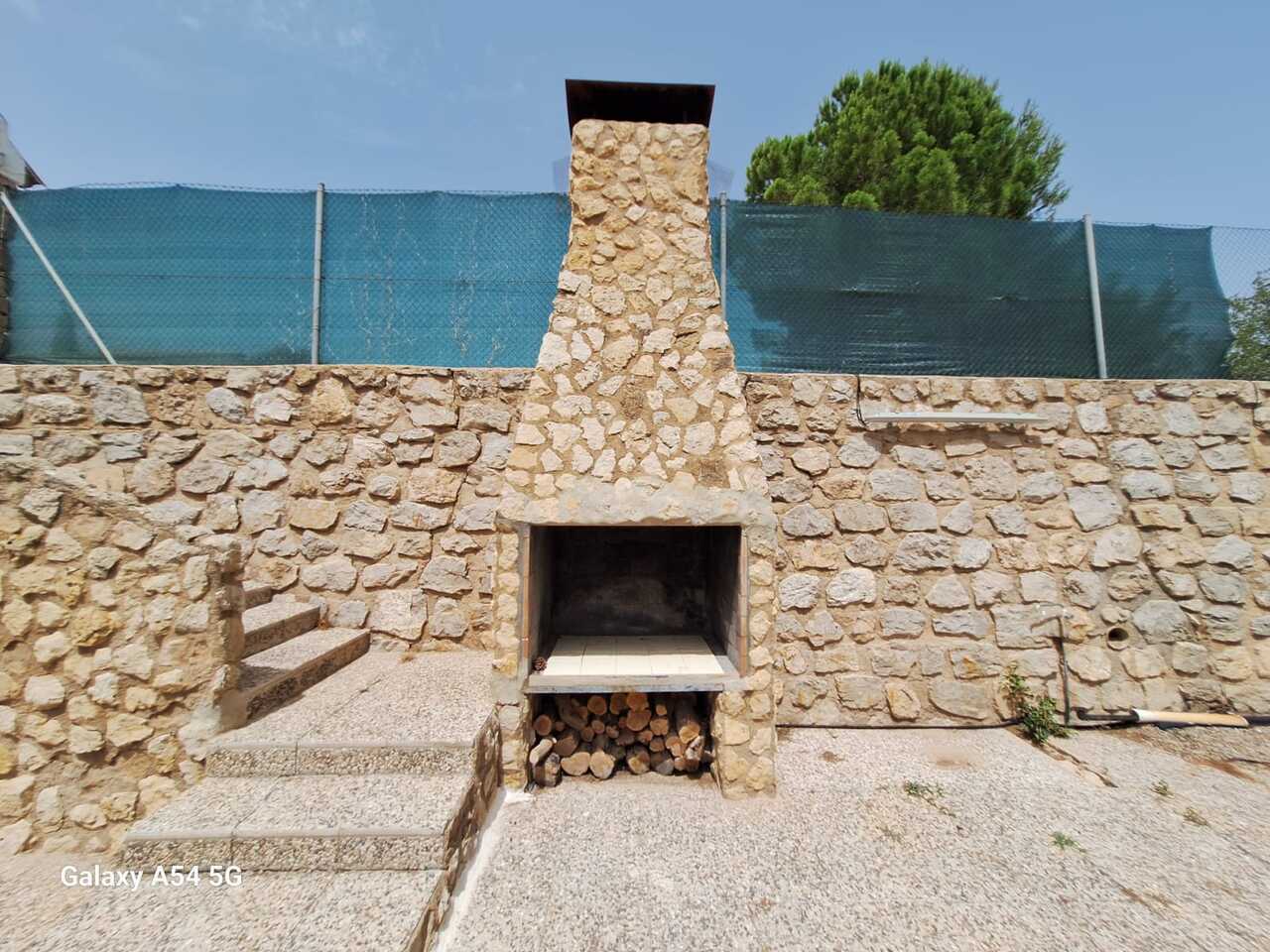 Resale - 9 Bedroom 6 Bathroom Commercial in Ayora - , Ayora, Valencia, Spain - Valencia