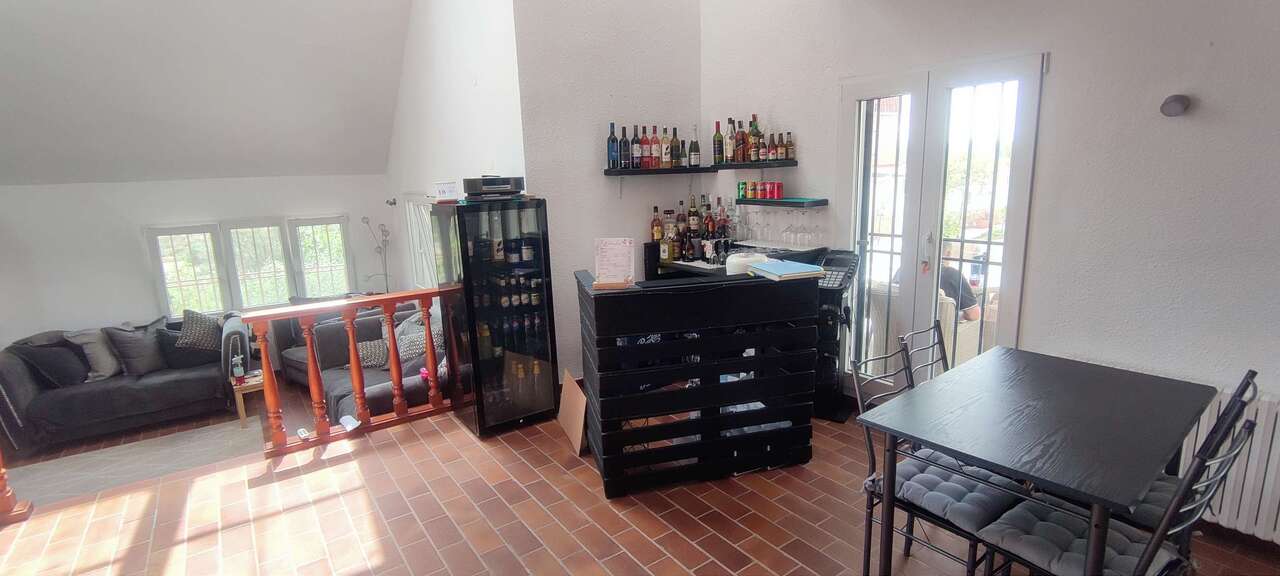 Resale - 9 Bedroom 6 Bathroom Commercial in Ayora - , Ayora, Valencia, Spain - Valencia