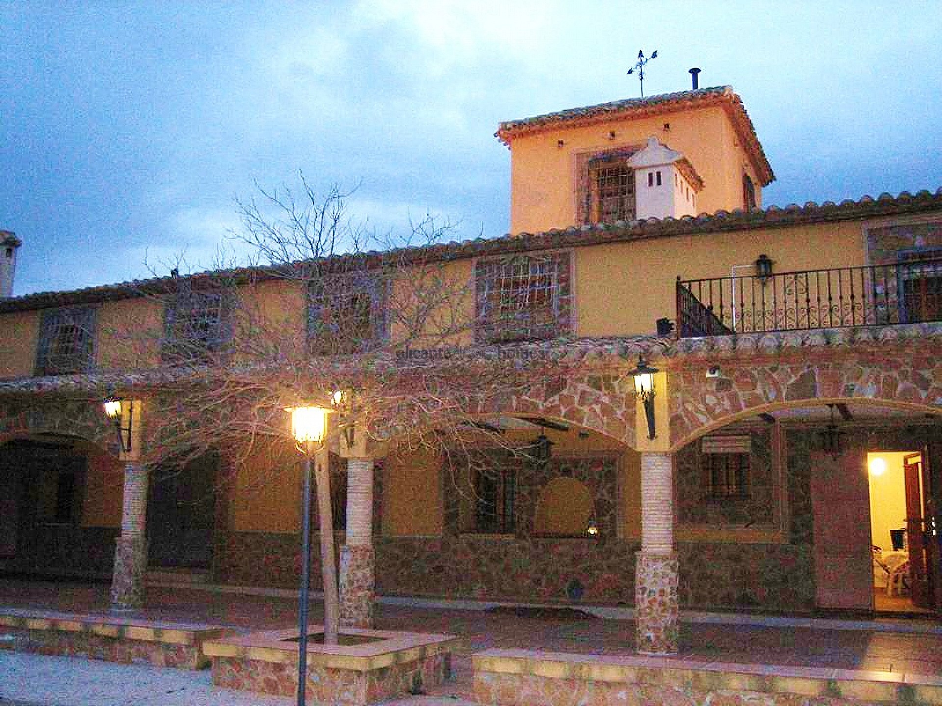 Resale - 7 Bedroom 4 Bathroom Country house in Lorca -  - Murcia