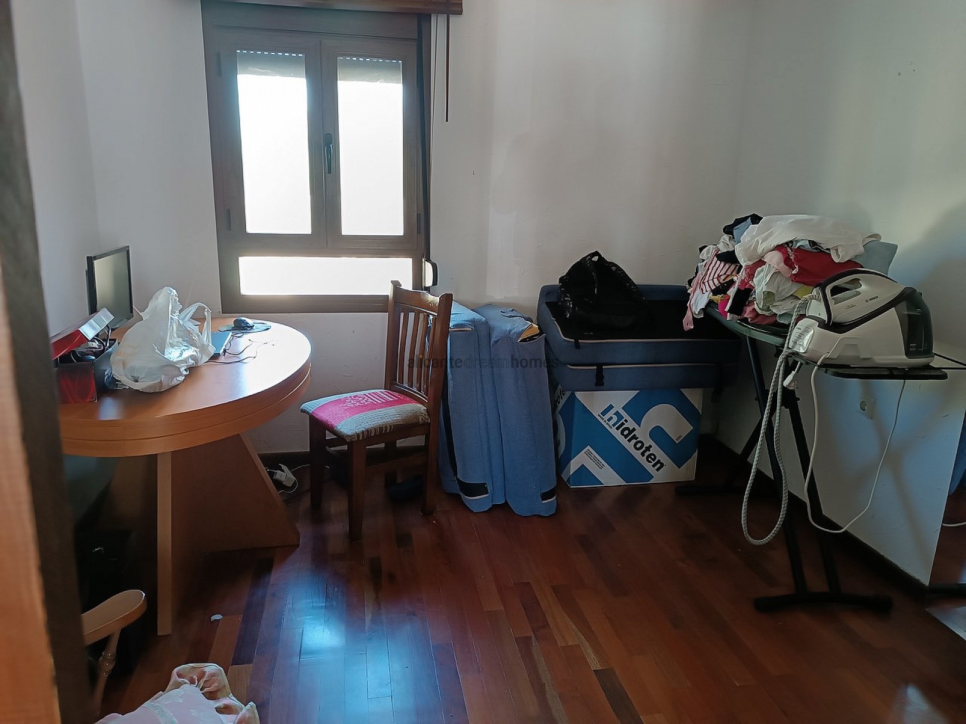 Resale - 7 Bedroom 4 Bathroom Wooden House in Yecla -  - Murcia