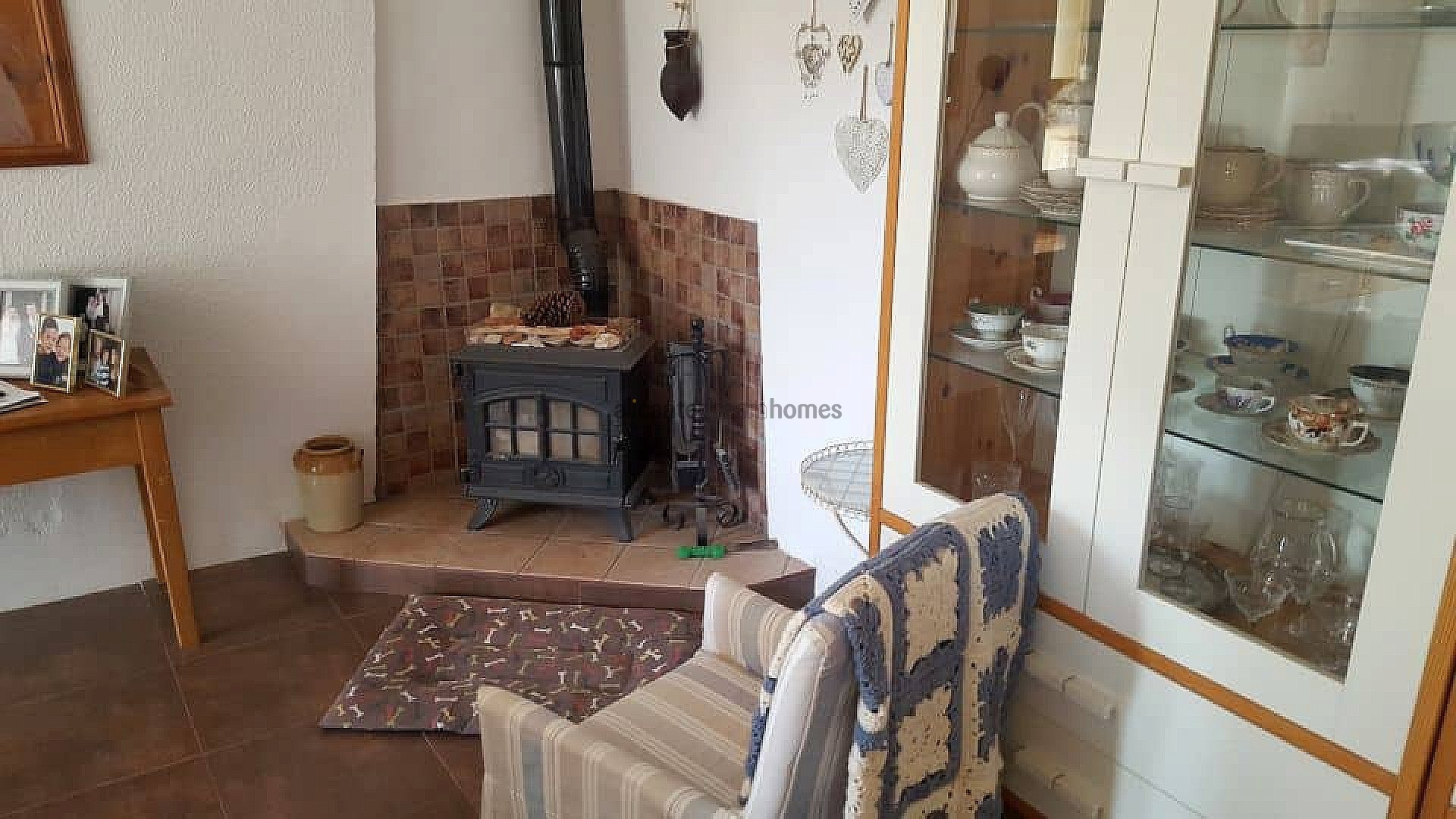 Resale - 4 Bedroom 2 Bathroom Country house in La Romana -  - Alicante