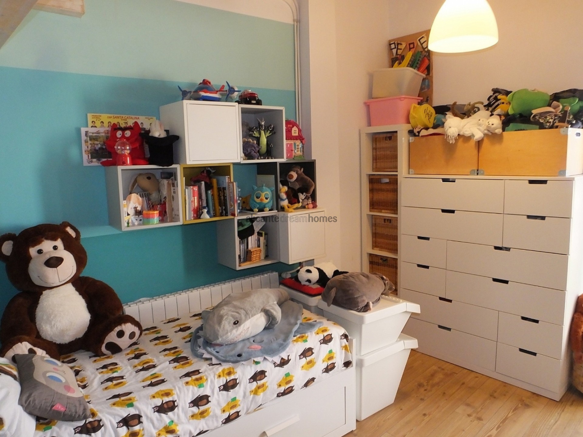 Resale - 3 Bedroom 2 Bathroom Country house in Pinoso -  - Alicante