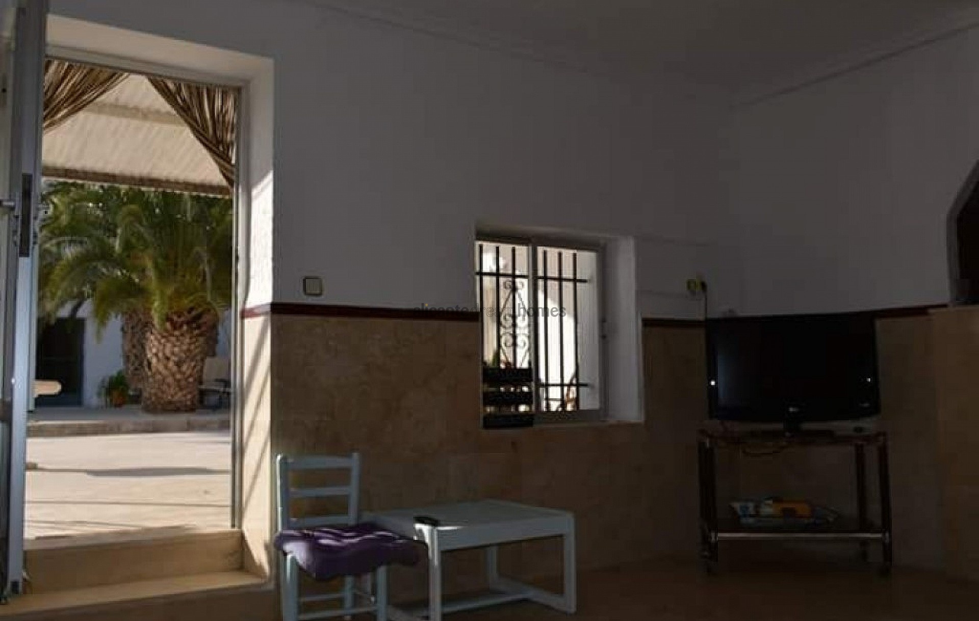 Sold - 5 Bedroom 2 Bathroom Townhouse in Torre Del Rico -  - Murcia