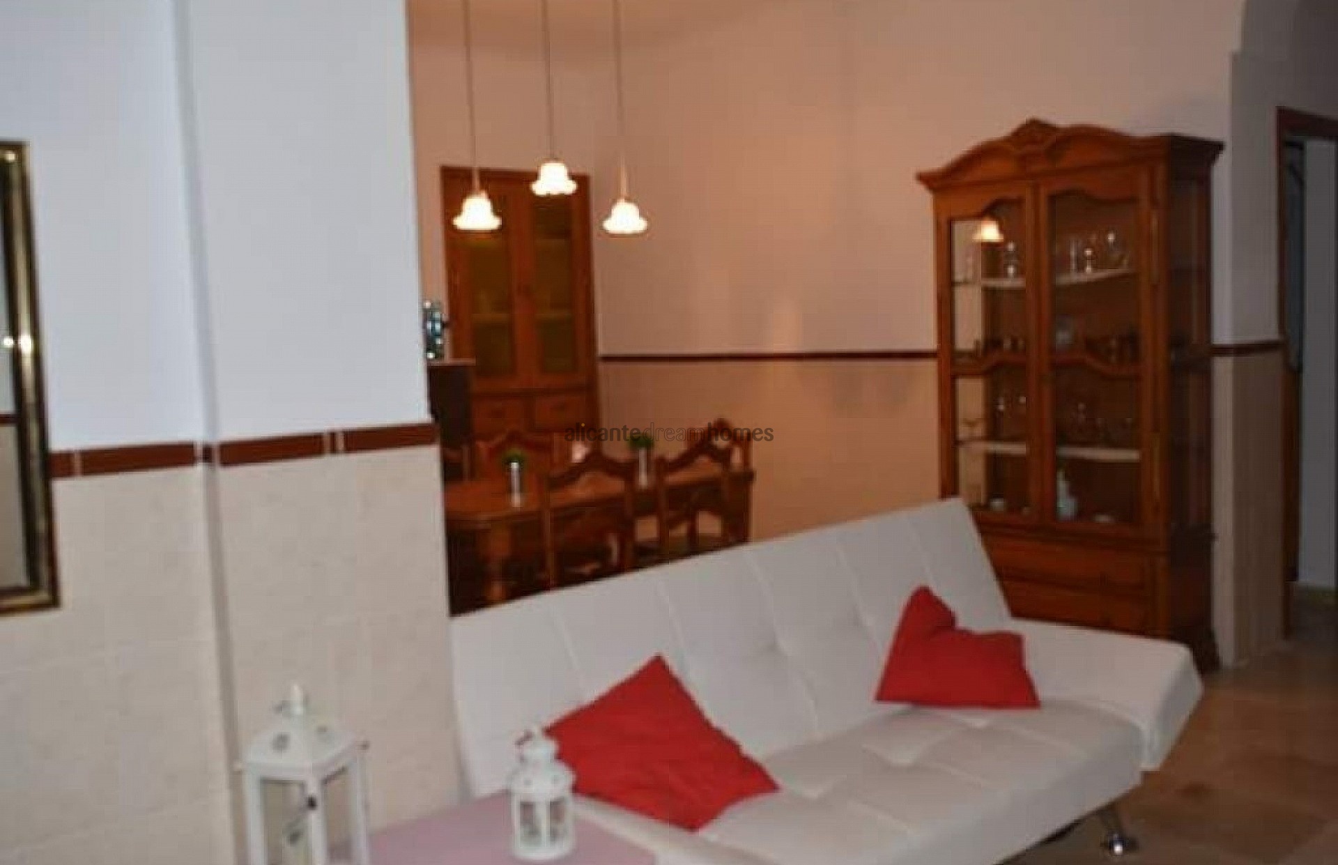 Sold - 5 Bedroom 2 Bathroom Townhouse in Torre Del Rico -  - Murcia