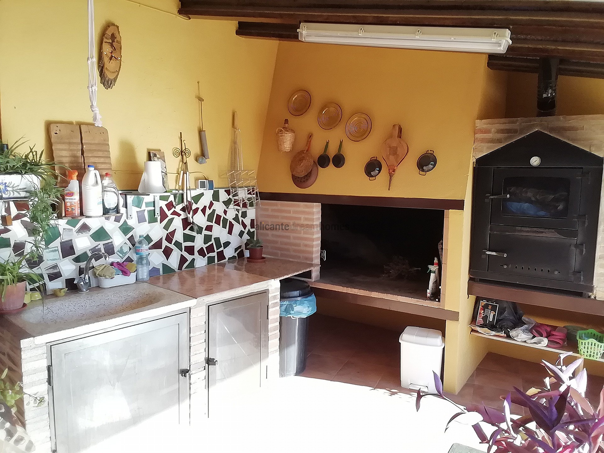 Resale - 5 Bedroom 2 Bathroom Villa in Fortuna -  - Murcia