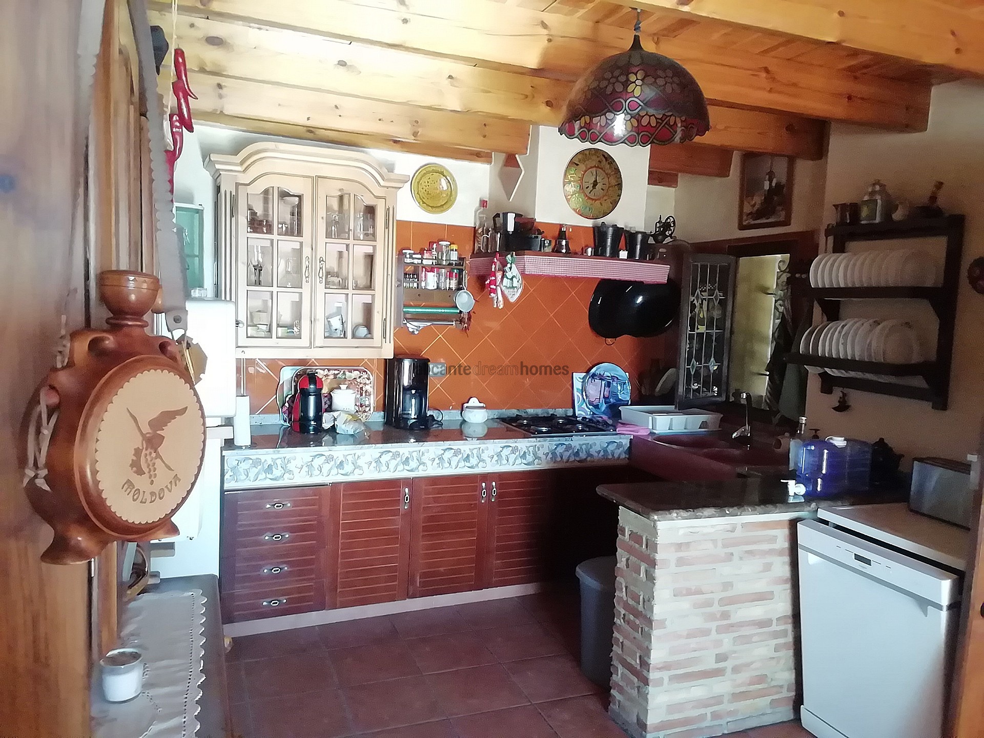 Resale - 5 Bedroom 2 Bathroom Villa in Fortuna -  - Murcia