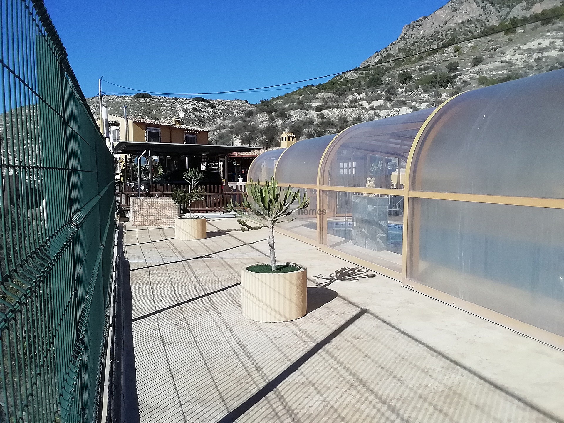 Resale - 5 Bedroom 2 Bathroom Villa in Fortuna -  - Murcia