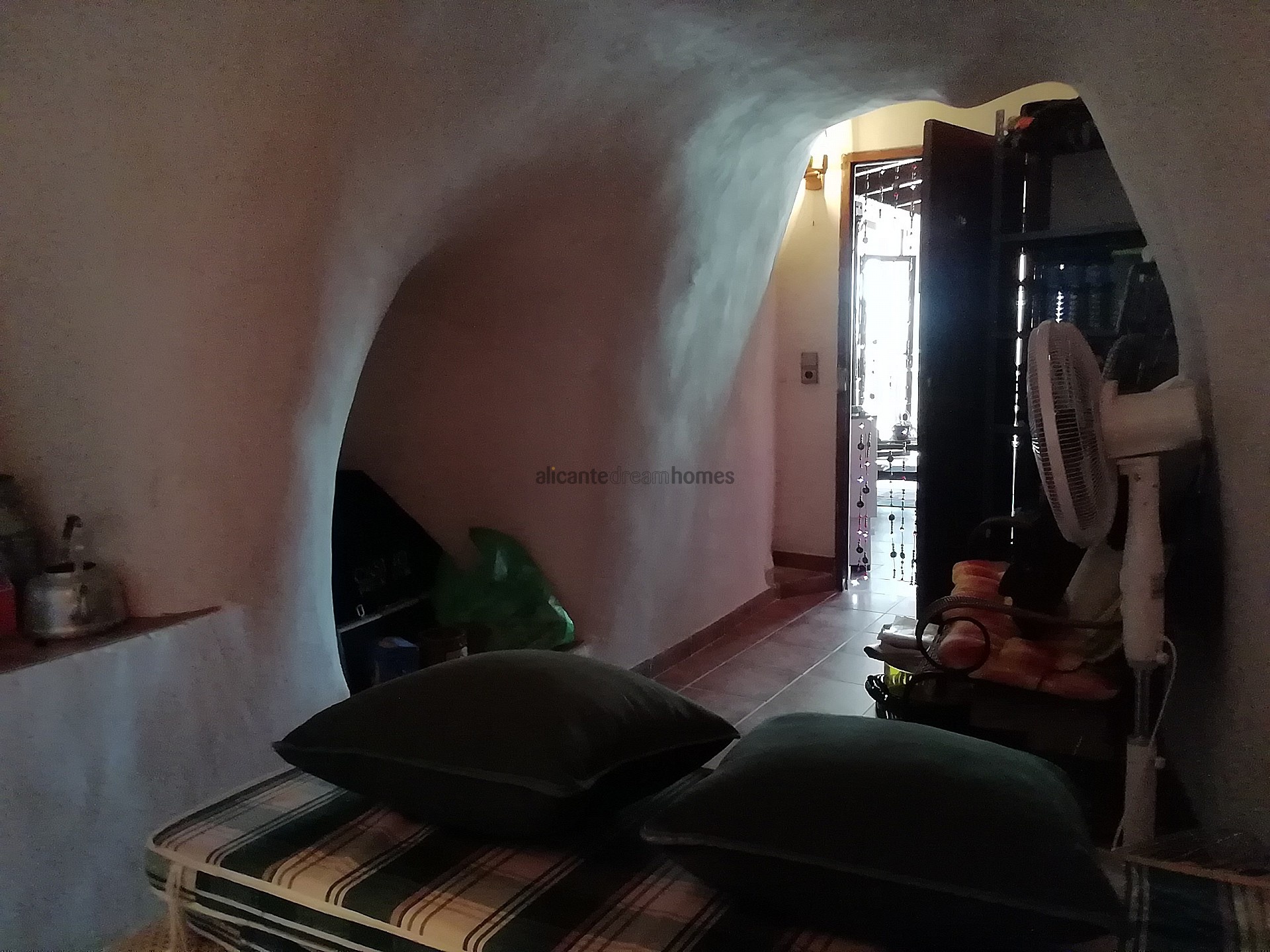 Resale - 5 Bedroom 2 Bathroom Villa in Fortuna -  - Murcia