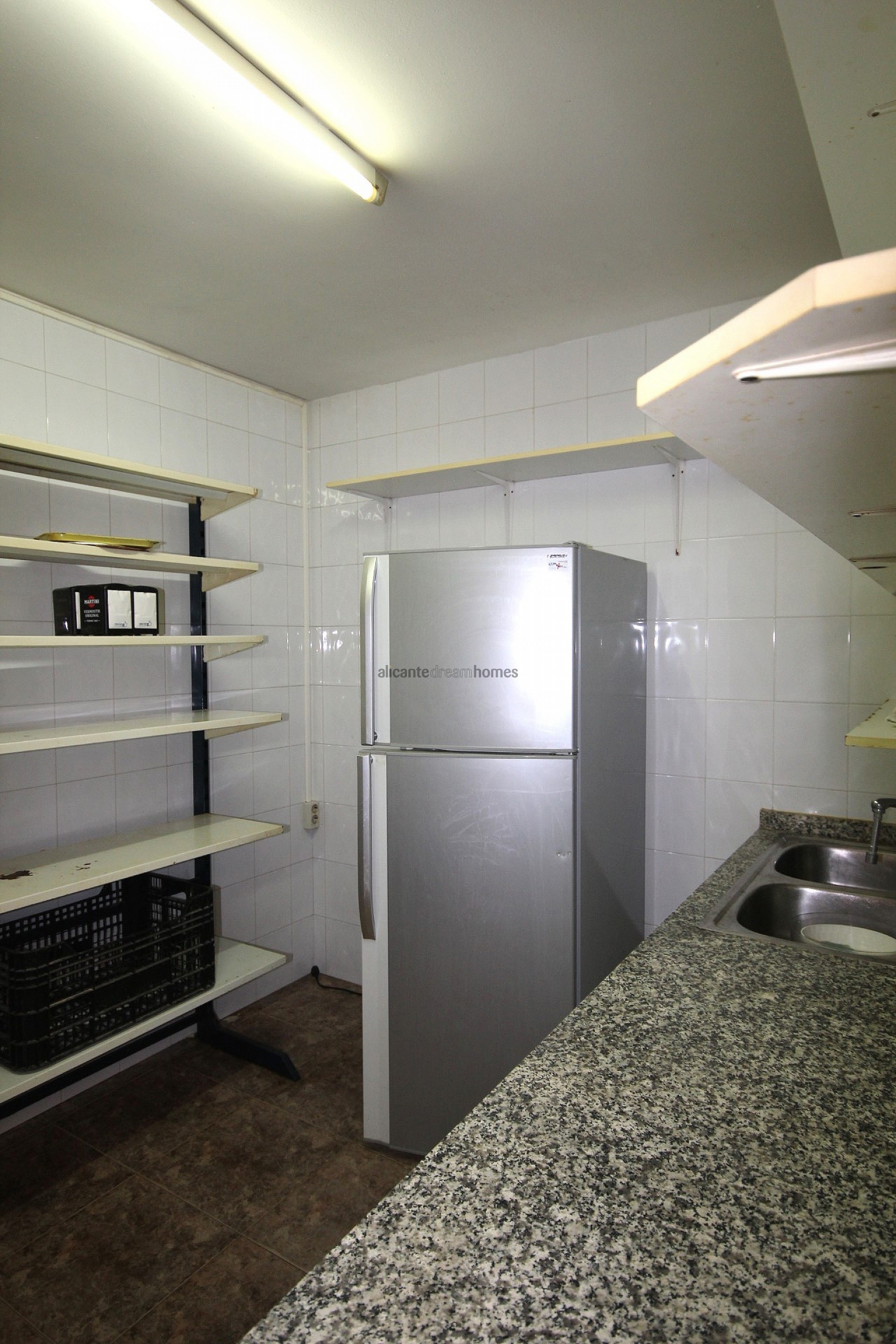 Resale - Commercial in Onil -  - Alicante