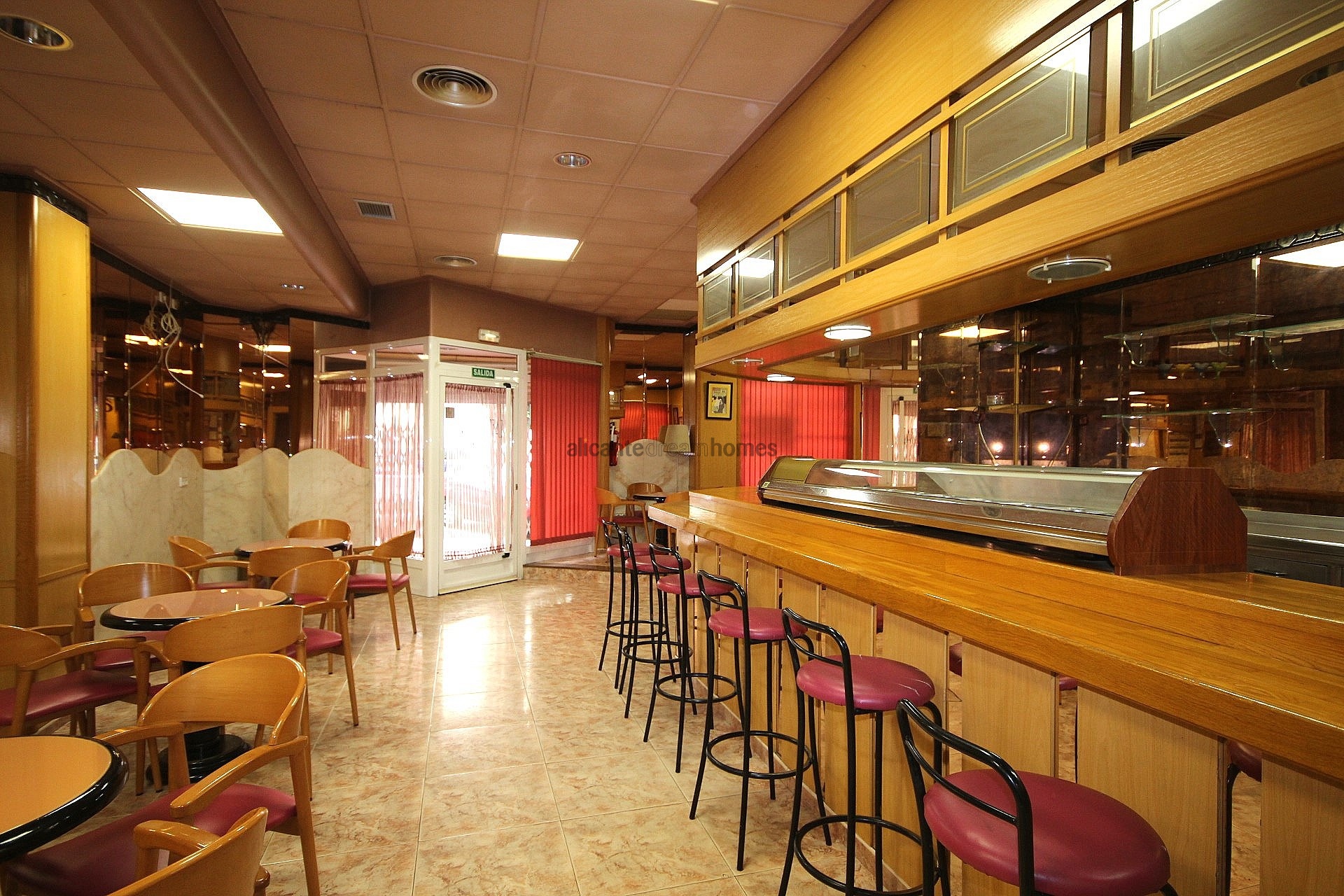 Resale - Commercial in Onil -  - Alicante