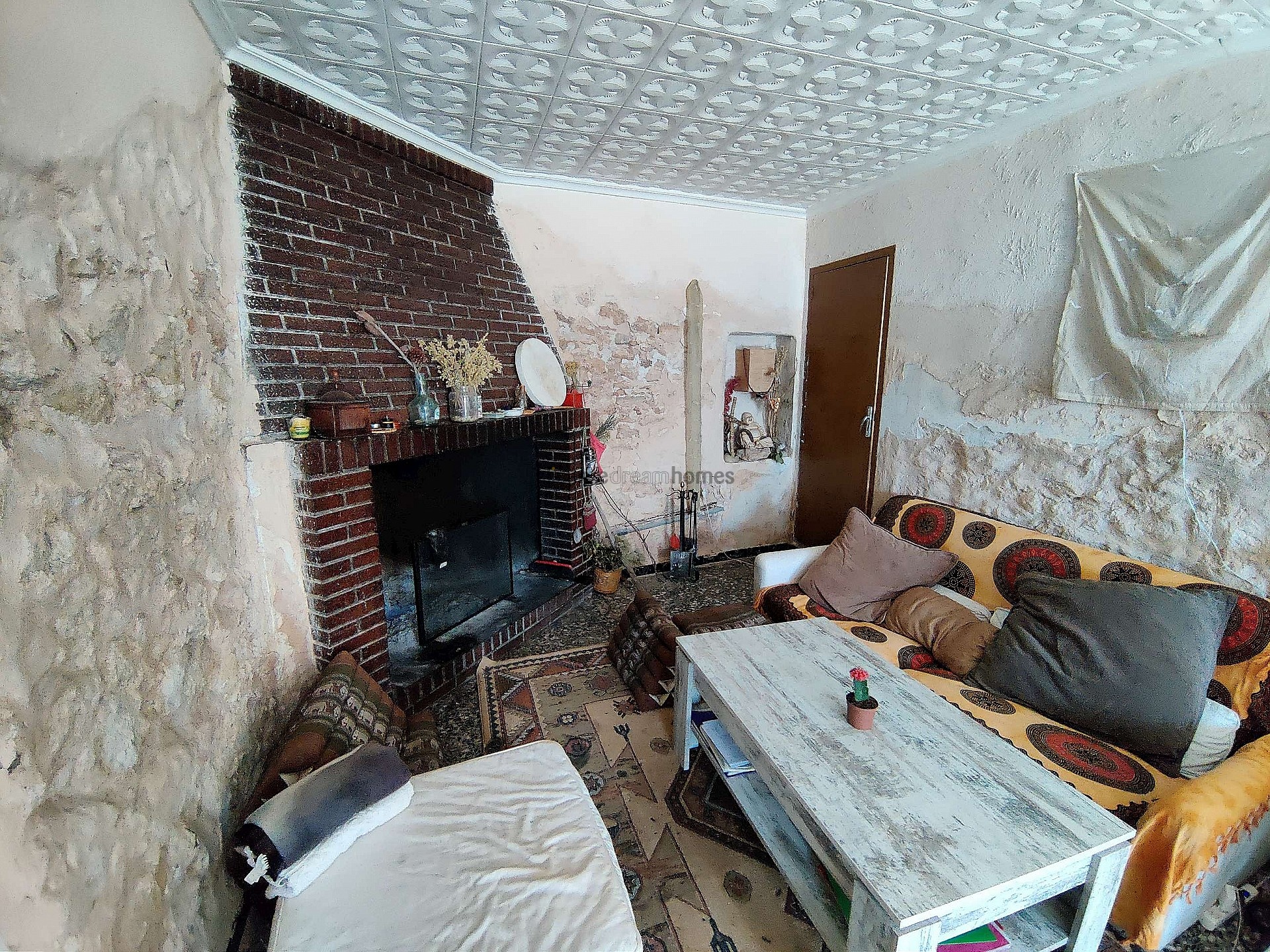 Resale - 5 Bedroom 1 Bathroom Country house in Monóvar -  - Alicante