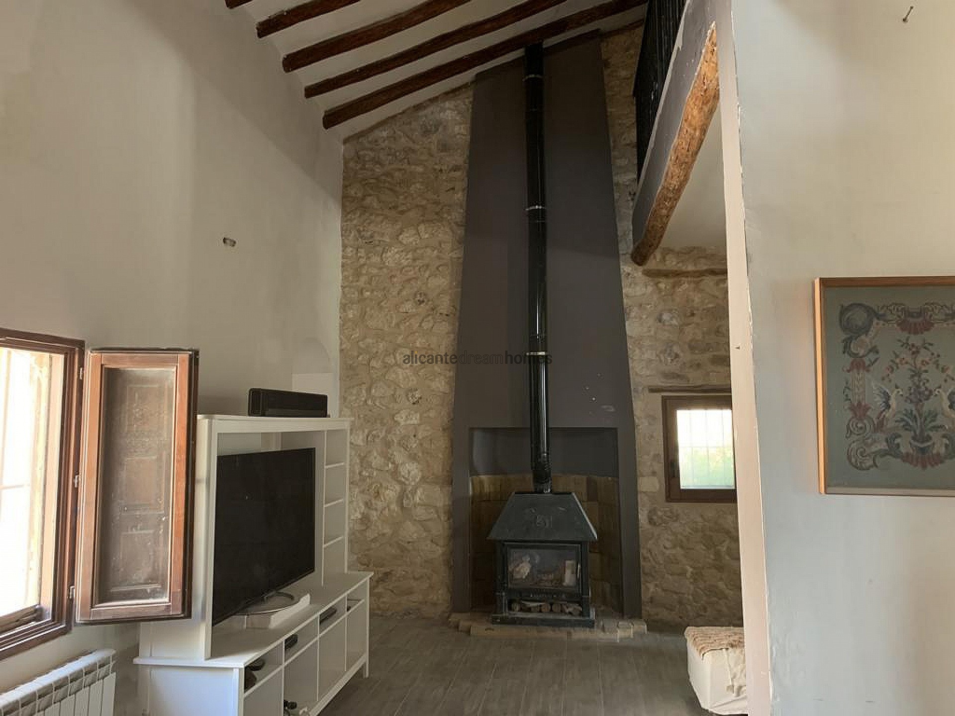 Resale - 5 Bedroom 3 Bathroom Finca in Torre Del Rico -  - Murcia