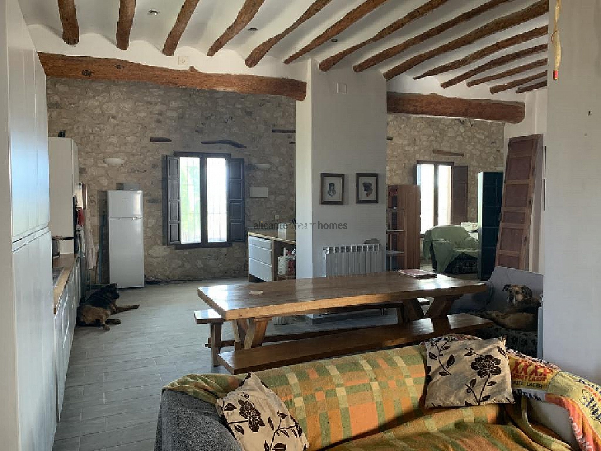 Resale - 5 Bedroom 3 Bathroom Finca in Torre Del Rico -  - Murcia