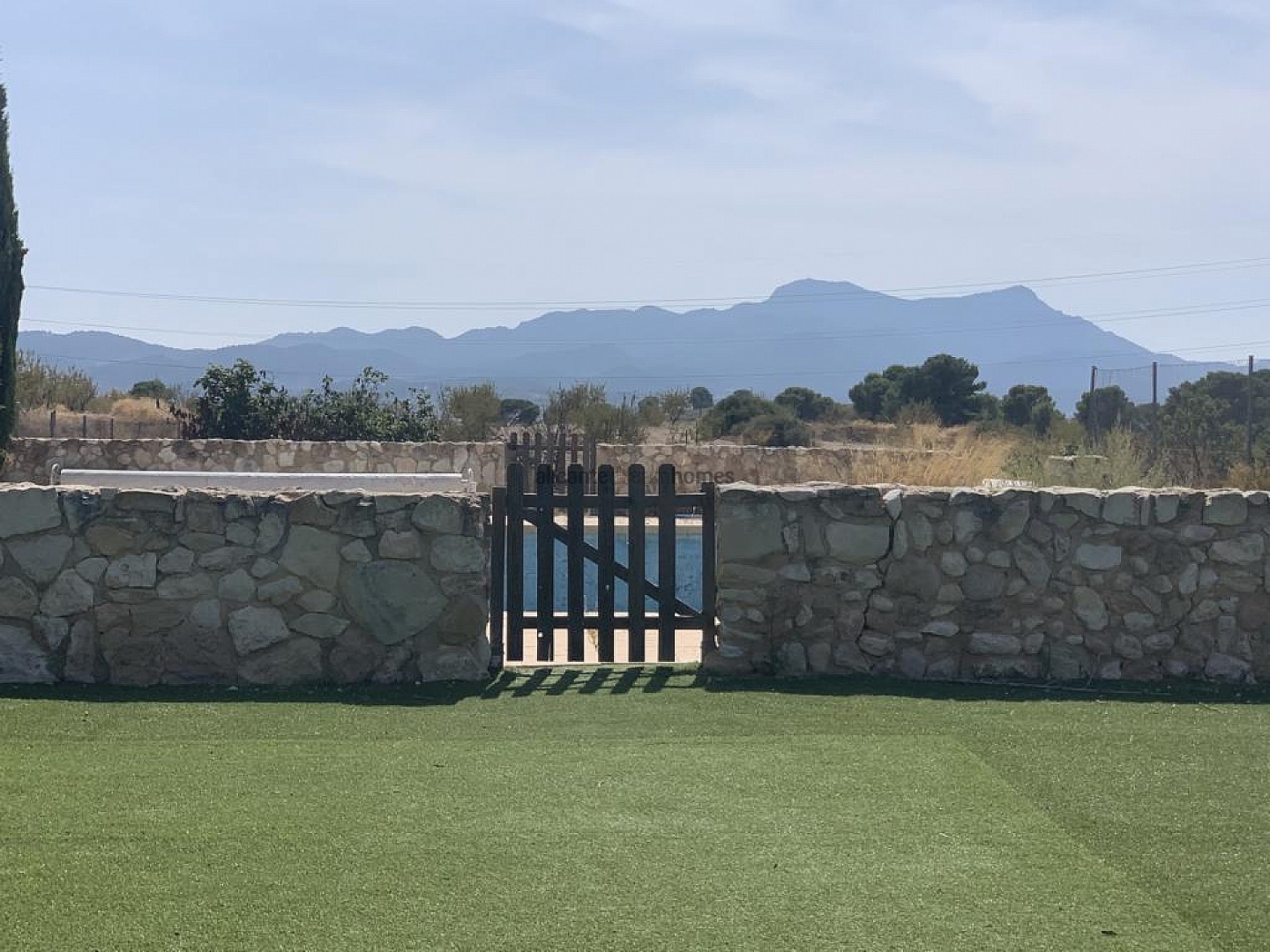 5 Bedroom 3 Bathroom Finca in Torre Del Rico