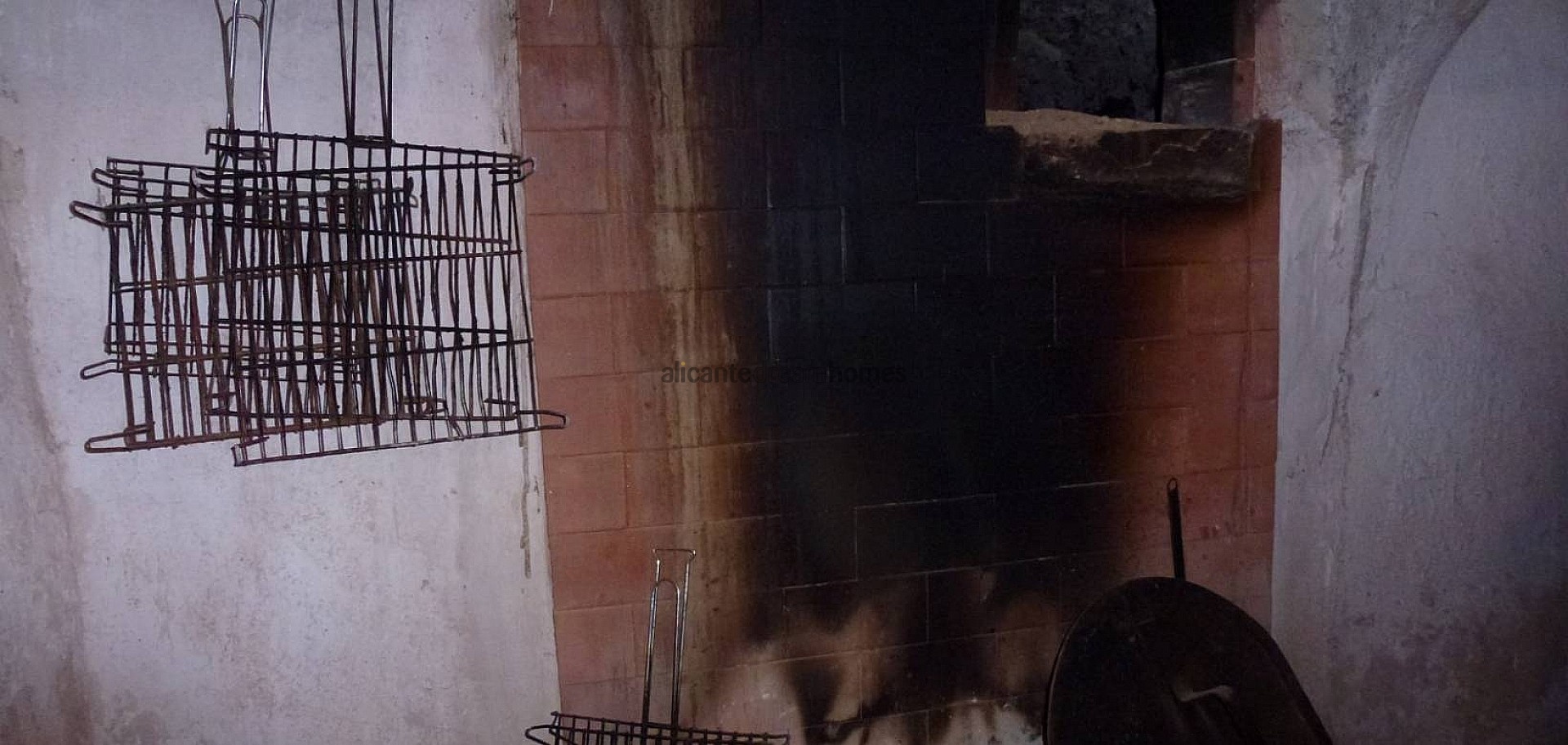 Resale - 3 Bedroom 1 Bathroom Cave House in Abanilla -  - Murcia