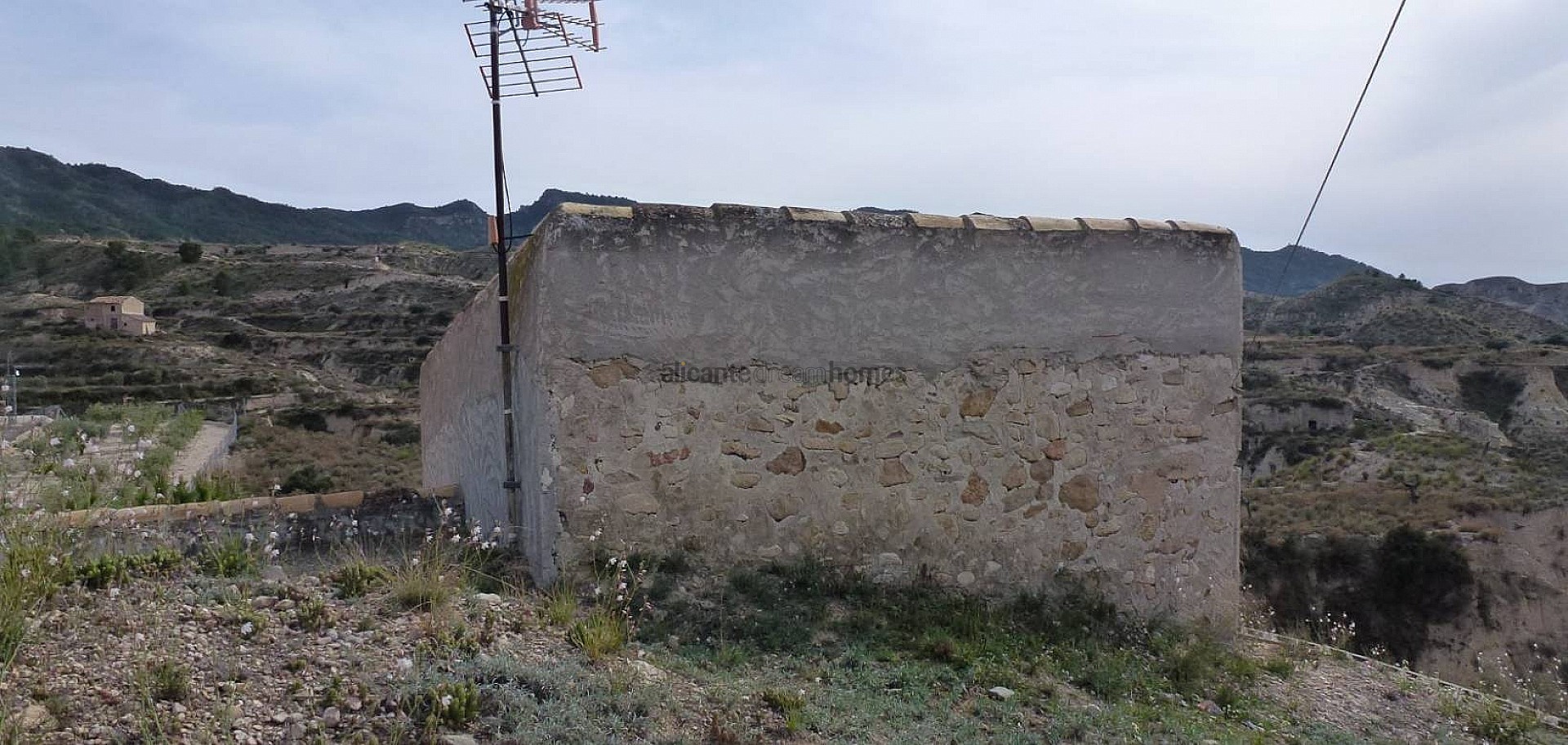 Resale - 3 Bedroom 1 Bathroom Cave House in Abanilla -  - Murcia