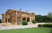 3-5113/5141, 6 Bedroom 4 Bathroom Villa in Yecla