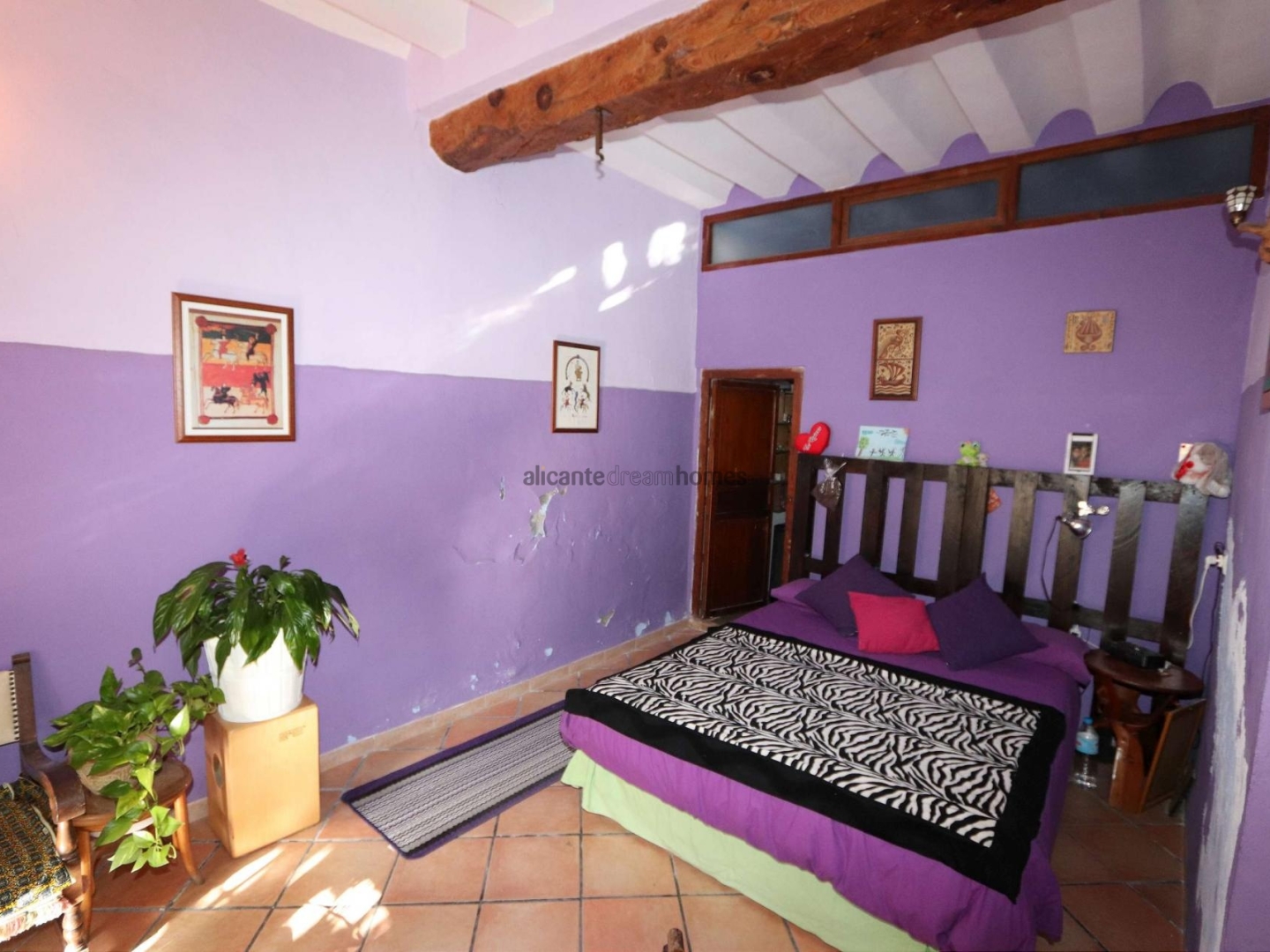 10 Bedroom 8 Bathroom Commercial in Pinoso