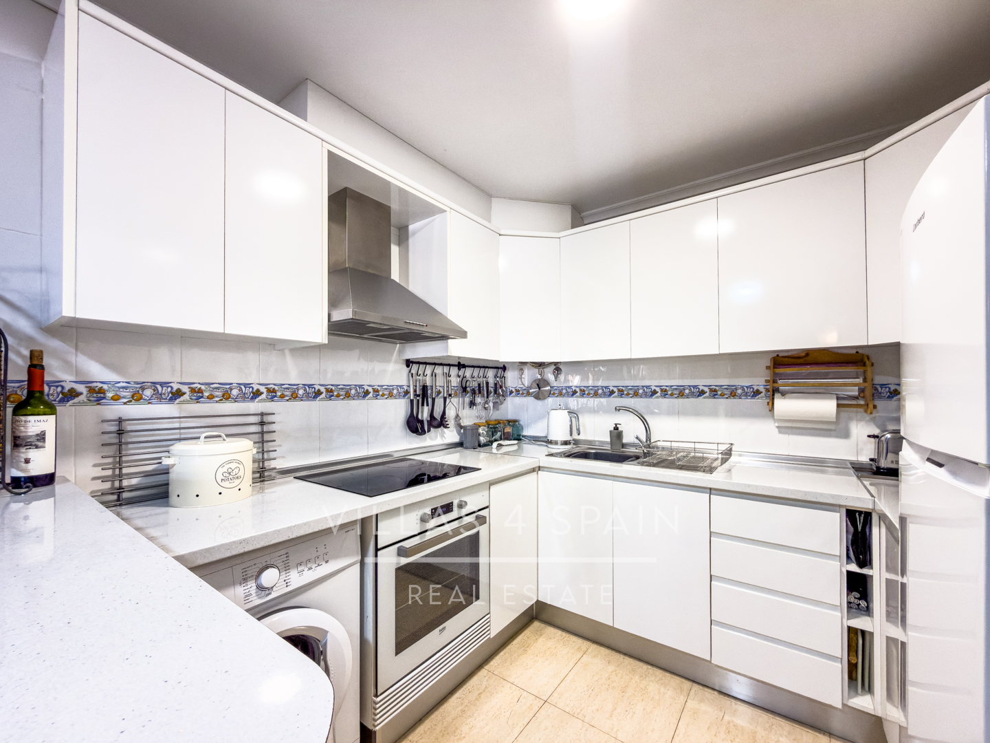 Resale - 2 Bedroom Bungalow with a Large Garden and Community Pool in Gran Alacant  - Av. D'Escandinàvia - Alicante