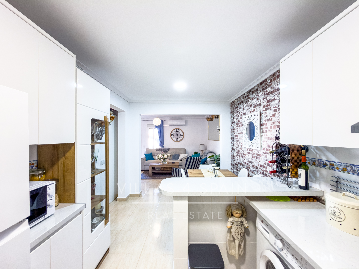 Resale - 2 Bedroom Bungalow with a Large Garden and Community Pool in Gran Alacant  - Av. D'Escandinàvia - Alicante