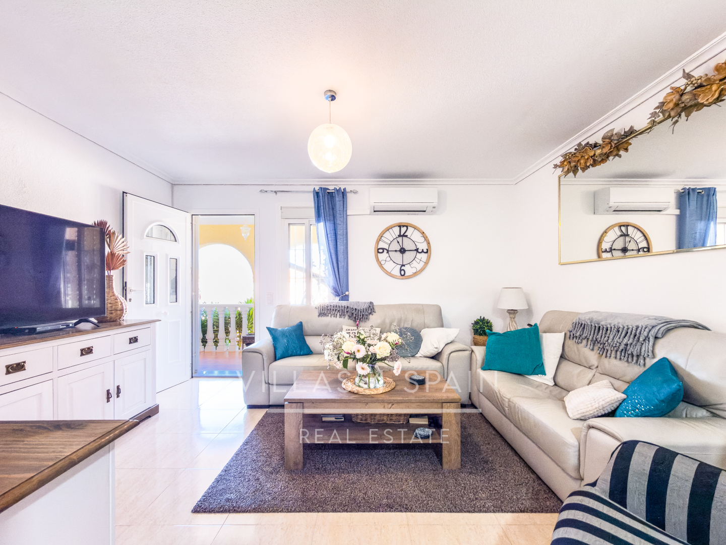 Resale - 2 Bedroom Bungalow with a Large Garden and Community Pool in Gran Alacant  - Av. D'Escandinàvia - Alicante