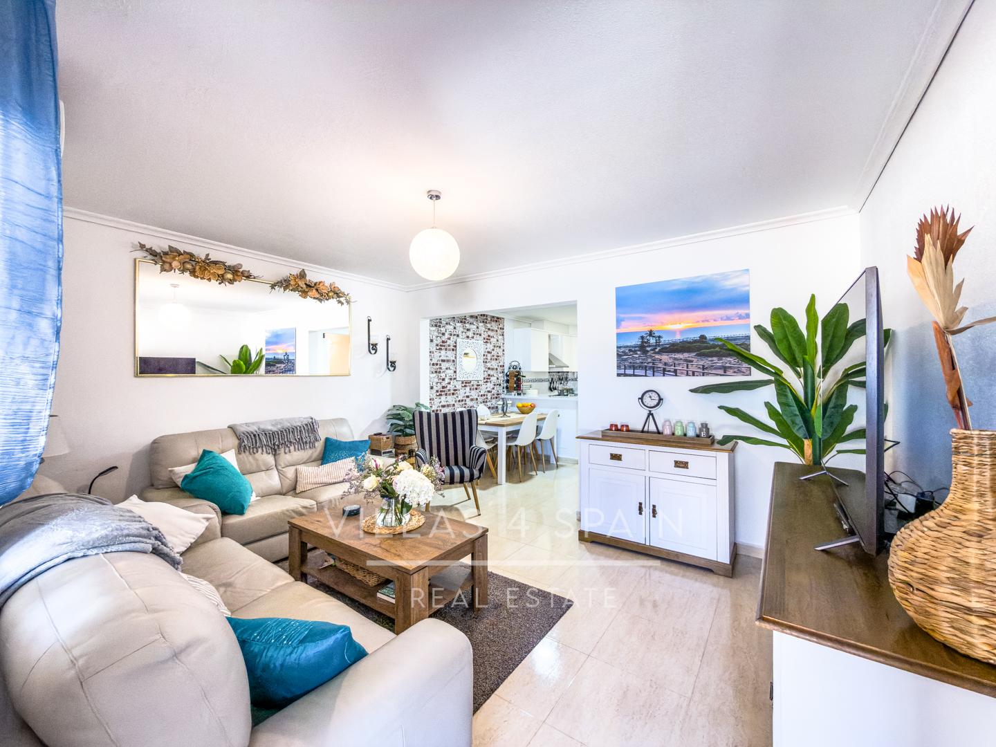 Resale - 2 Bedroom Bungalow with a Large Garden and Community Pool in Gran Alacant  - Av. D'Escandinàvia - Alicante