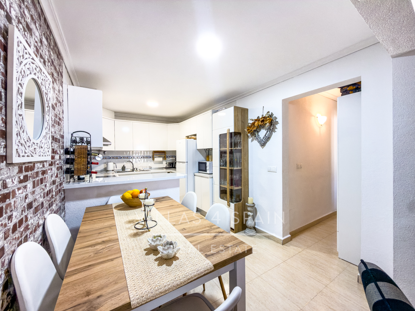 Resale - 2 Bedroom Bungalow with a Large Garden and Community Pool in Gran Alacant  - Av. D'Escandinàvia - Alicante