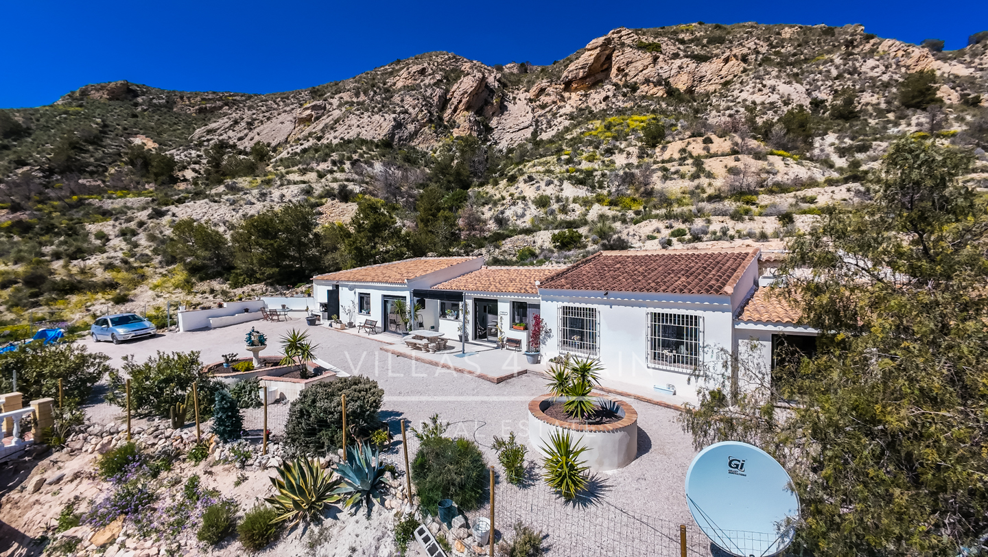 Resale - 4 bed 3 bath Country villa in Las Peñas, Fortuna  - camino de fortuna - Murcia