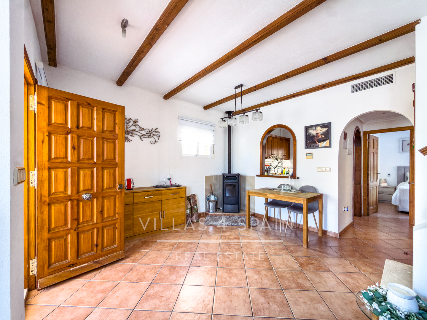 Resale - 3 Bed 2 Bath Villa With Private Pool and parking in Lo Crispin, Algorfa - av. de la estacion - Alicante