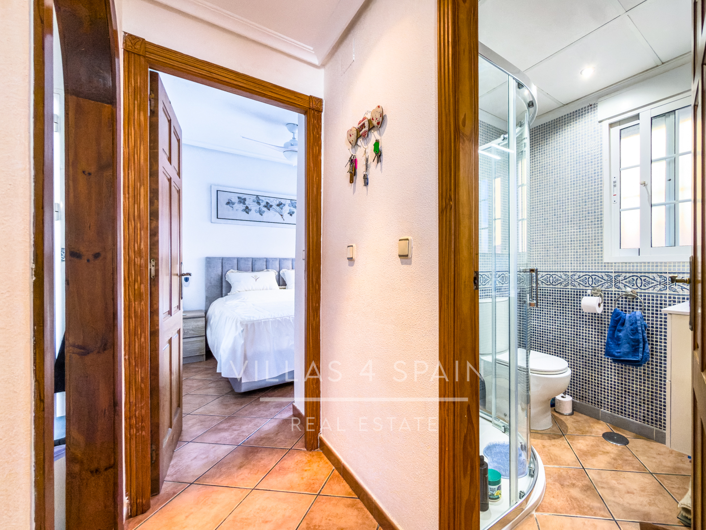 Resale - 3 Bed 2 Bath Villa With Private Pool and parking in Lo Crispin, Algorfa - av. de la estacion - Alicante
