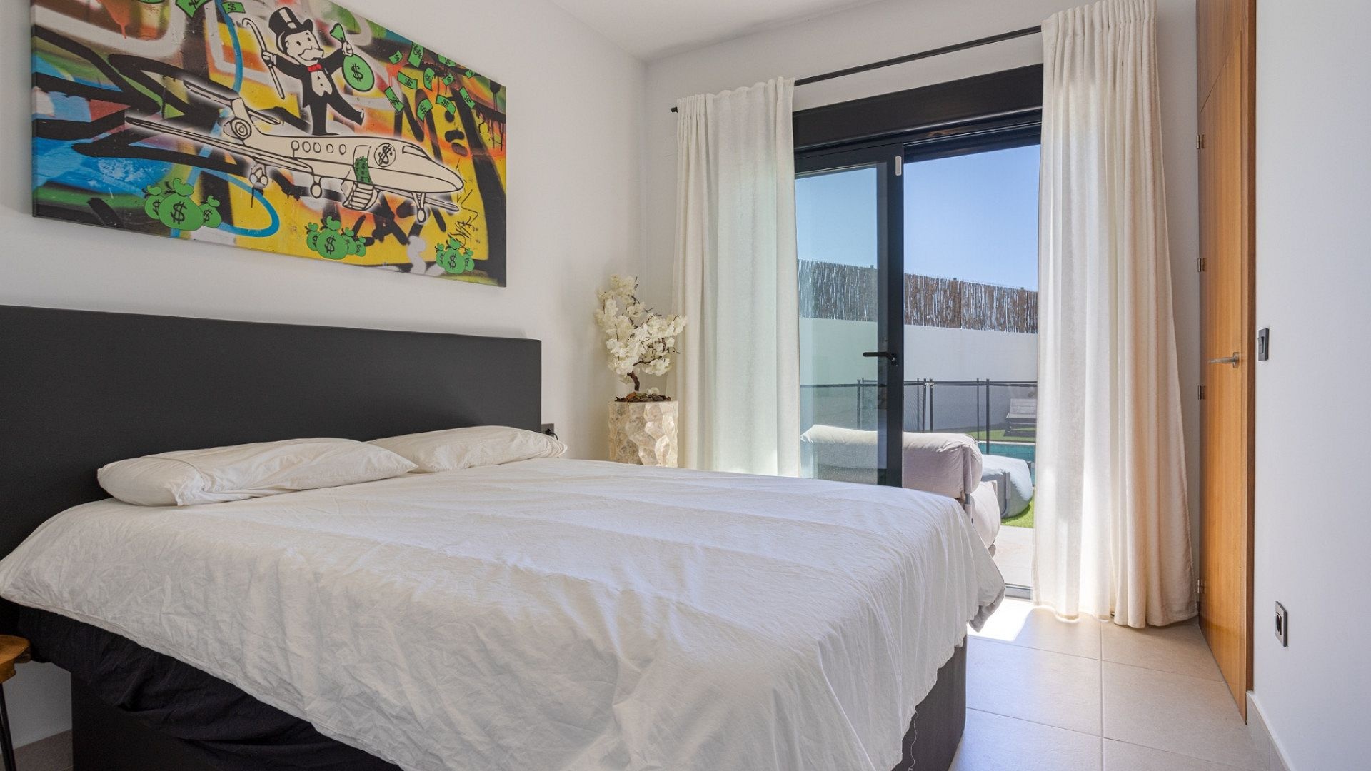 Resale - 4 Bedroom 3 Bathroom Villa in Ciudad Quesada -  - Alicante