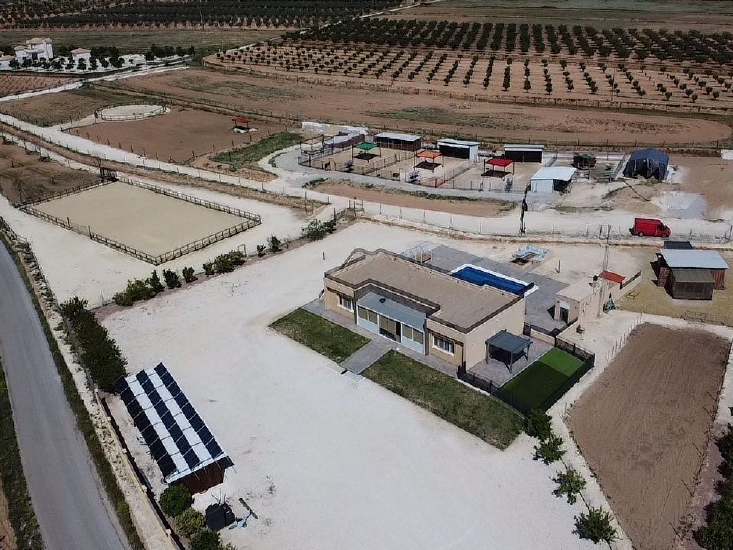 3 Bedroom 3 Bathroom Estate in Pinoso