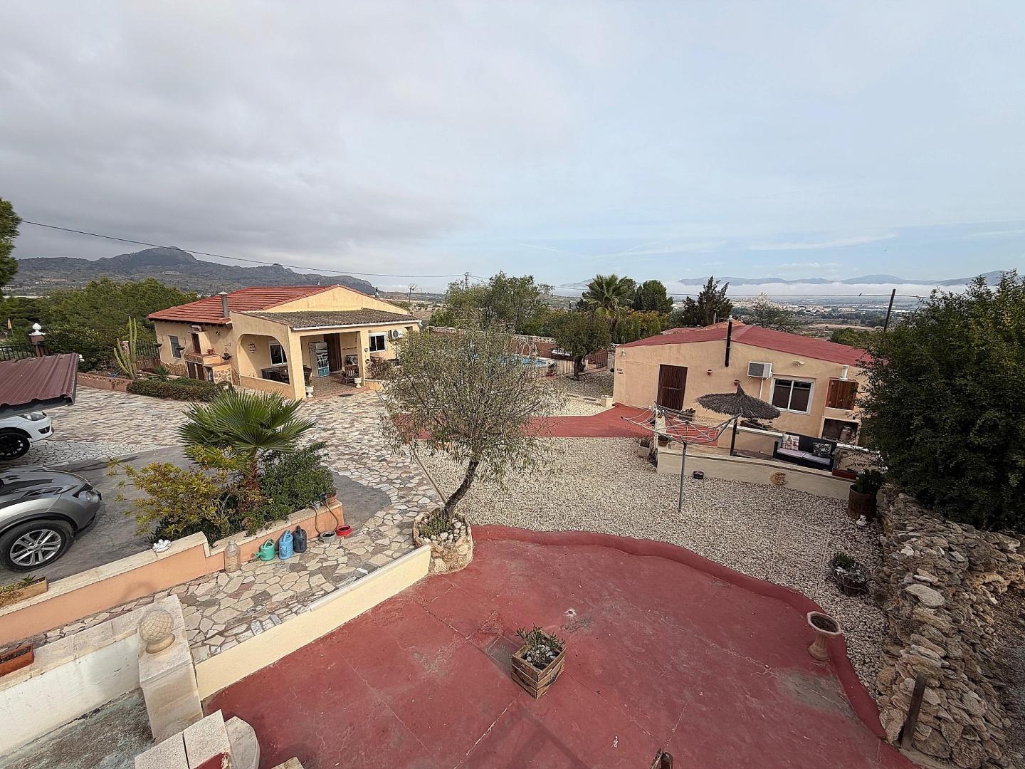 5 Bedroom 3 Bathroom Villa in Sax