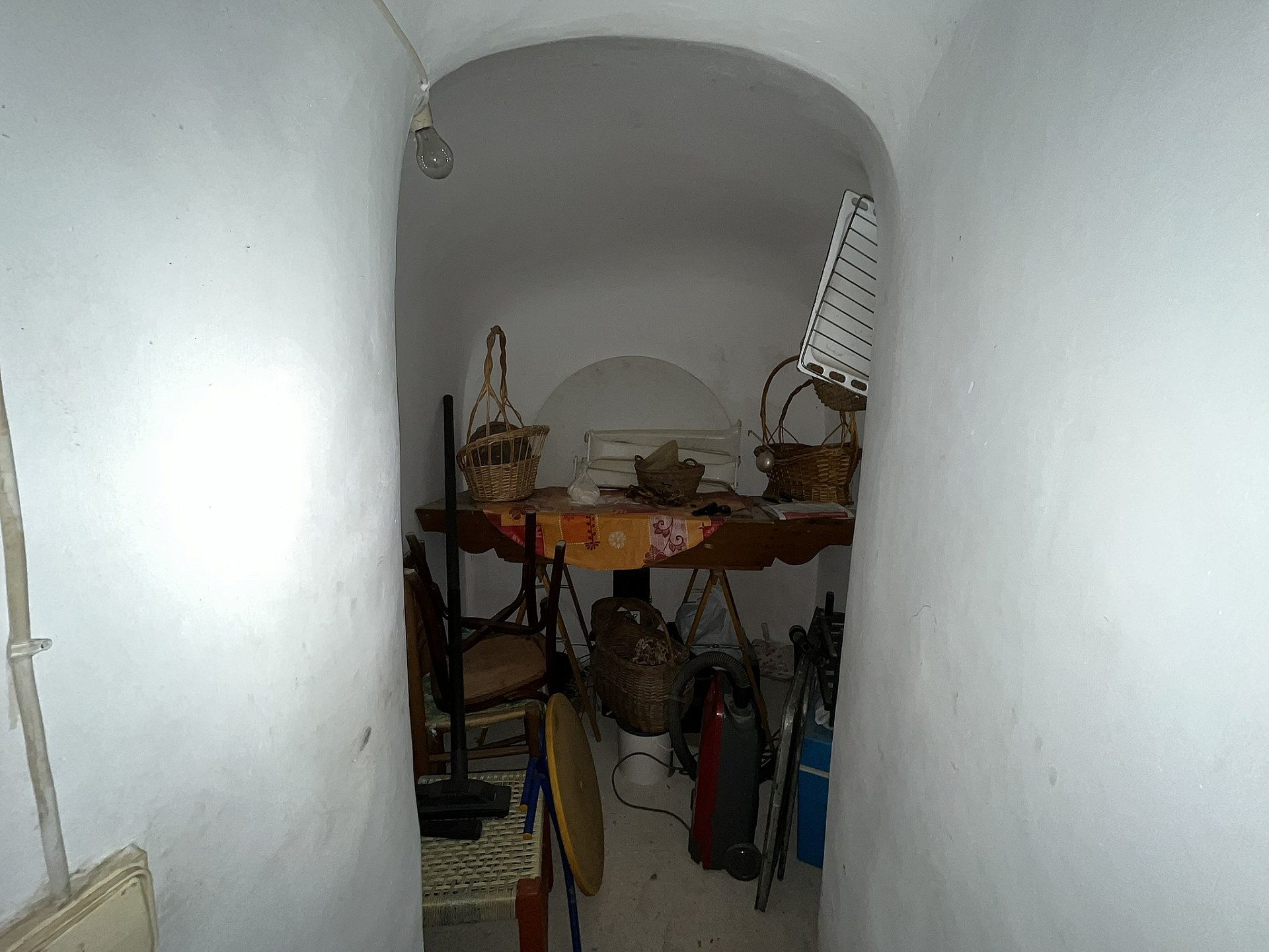 Resale - 4 Bedroom 1 Bathroom Cave House in Abanilla -  - Murcia