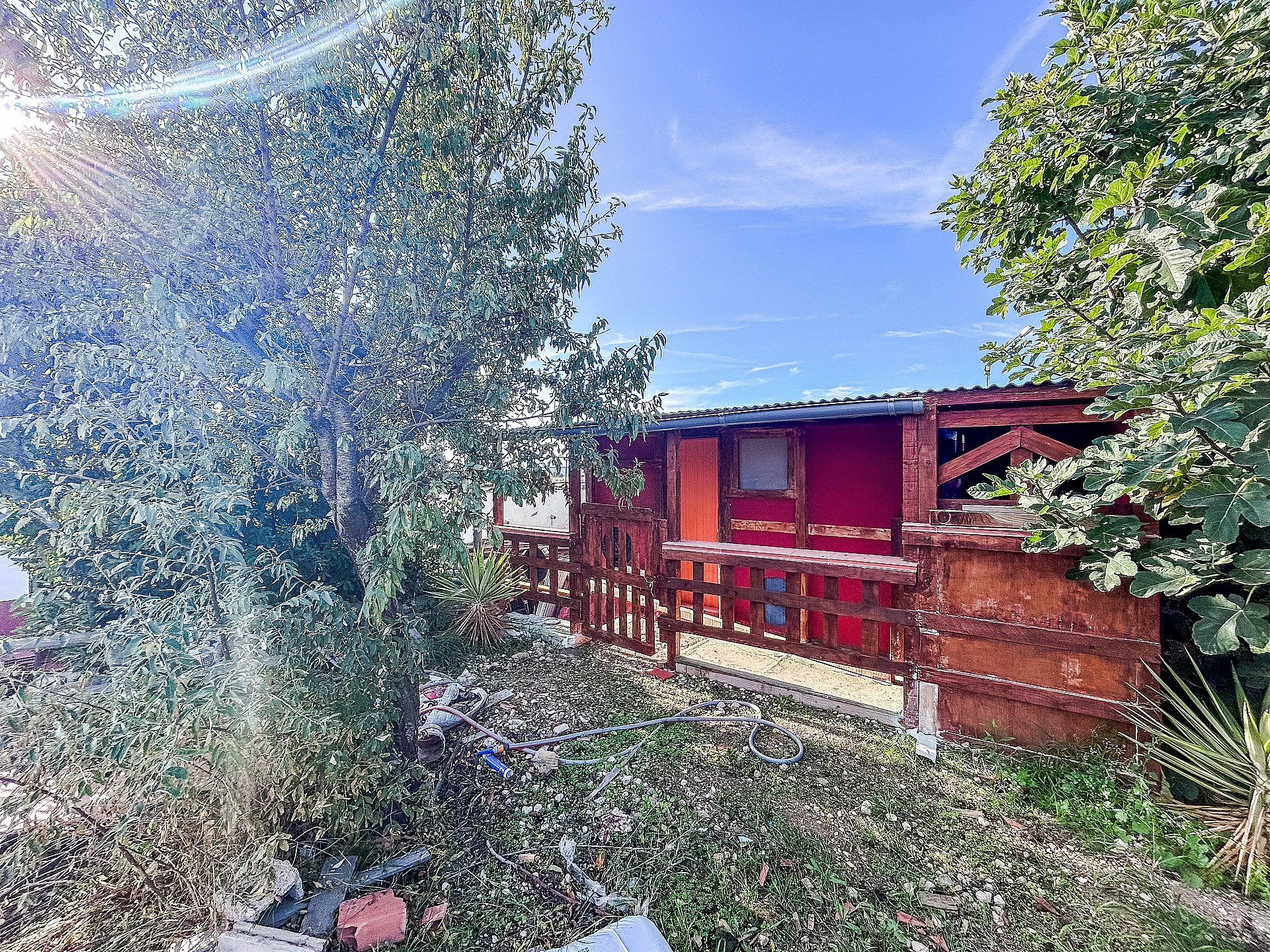 Resale - 9 Bedroom 2 Bathroom Semi-detached in Sax -  - Alicante