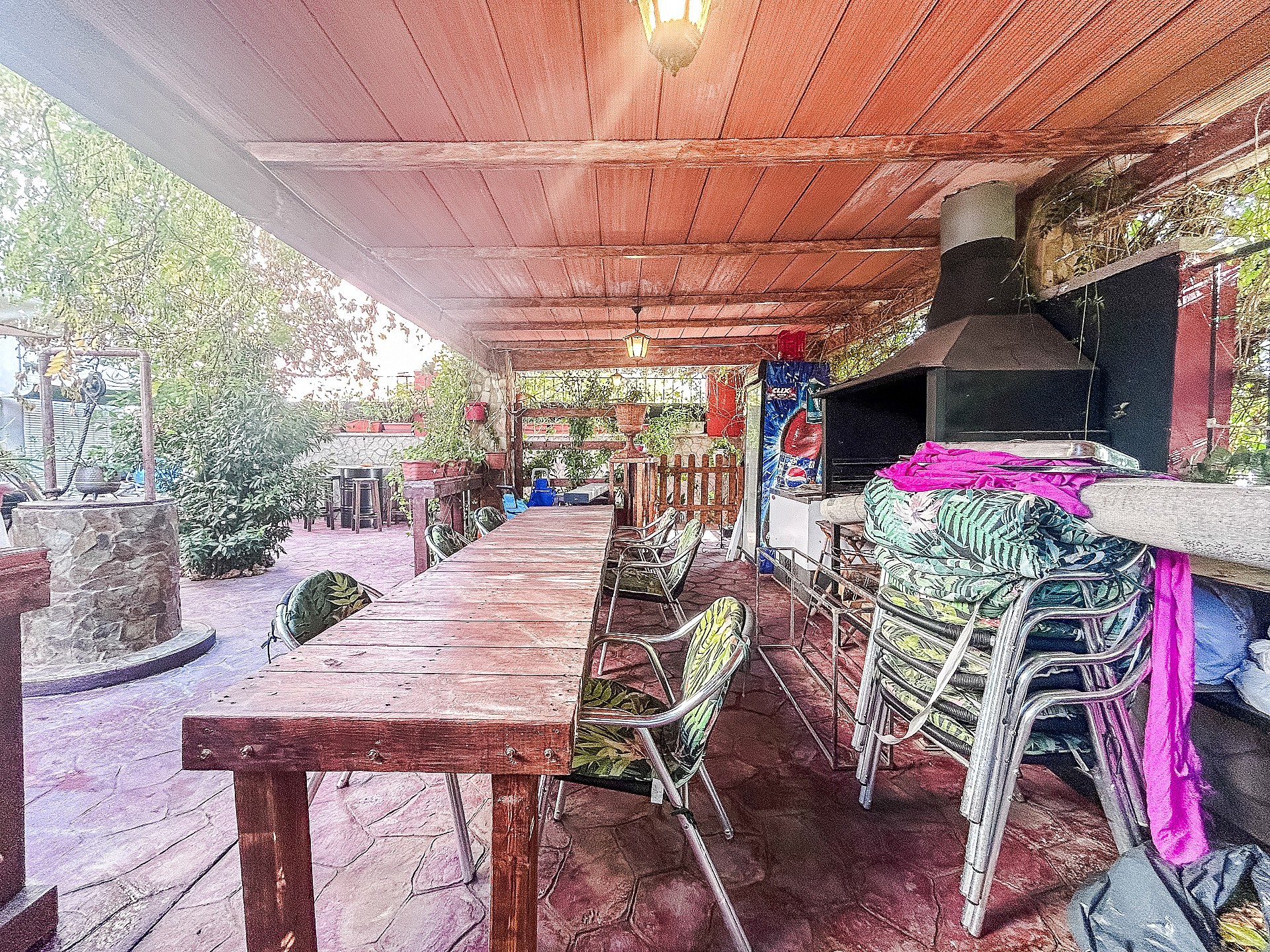 Resale - 9 Bedroom 2 Bathroom Semi-detached in Sax -  - Alicante