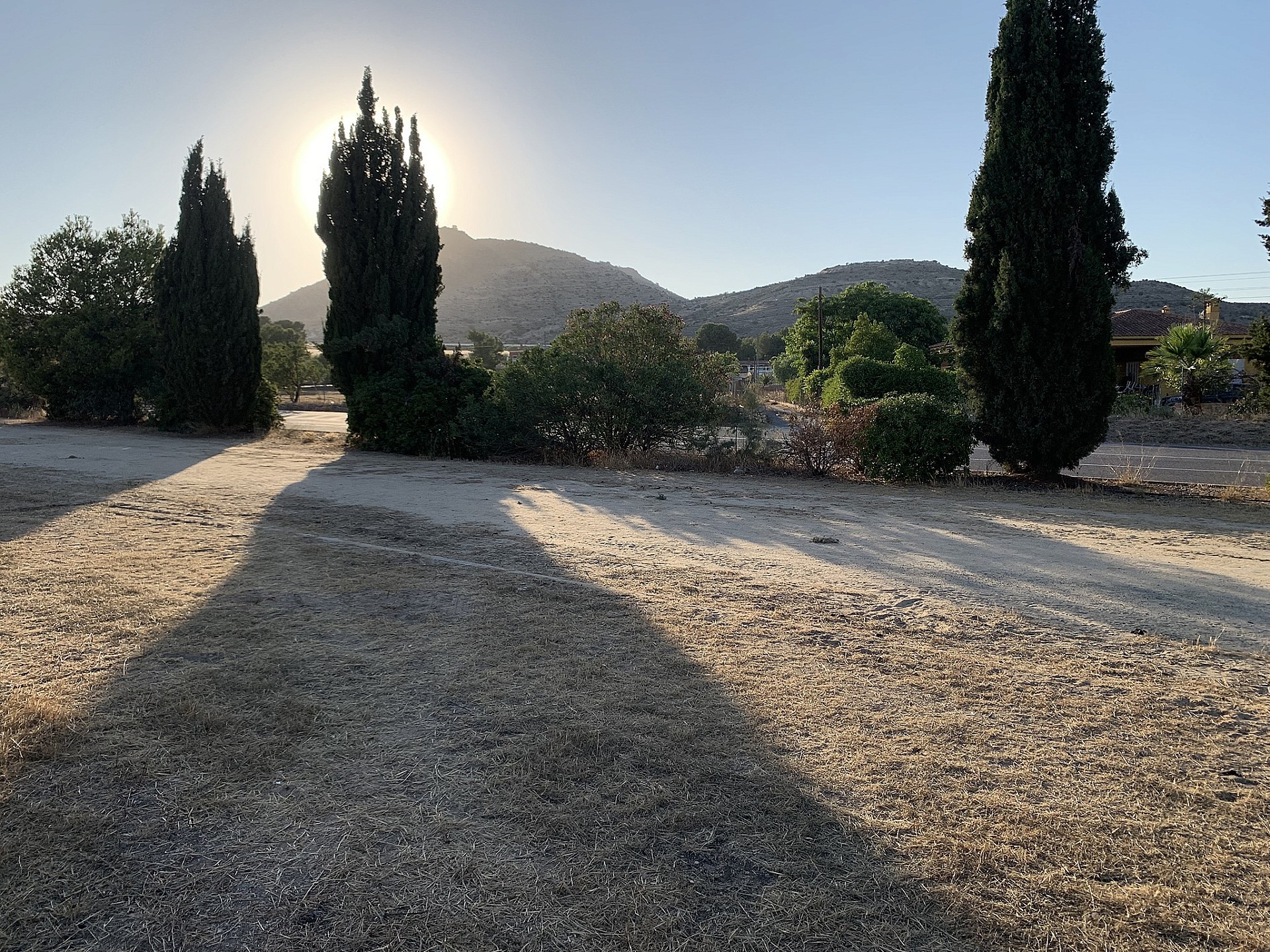 Resale - 3 Bedroom 2 Bathroom Land in Aspe -  - Alicante