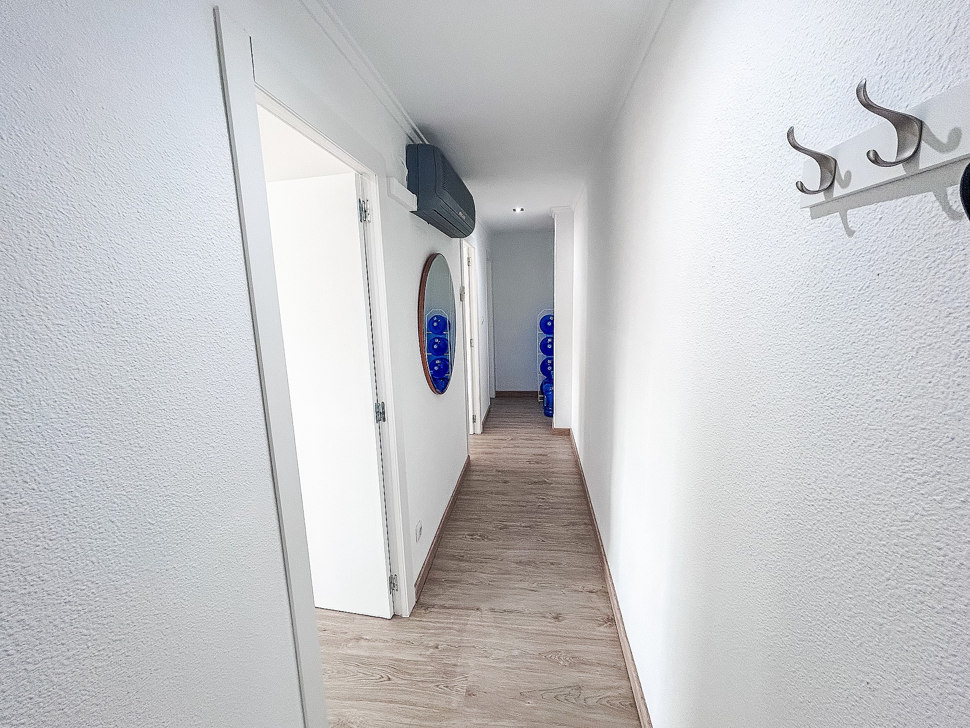 Resale - 3 Bedroom 2 Bathroom Apartment in Salinas -  - Alicante