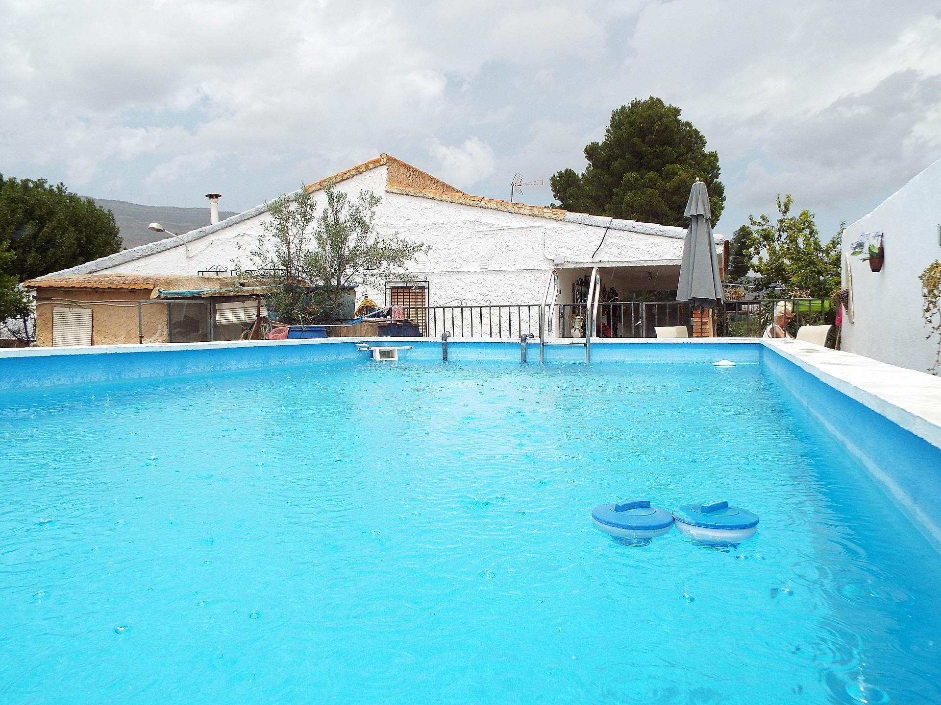 Resale - 3 Bedroom 3 Bathroom Villa in Caudete -  - Albacete
