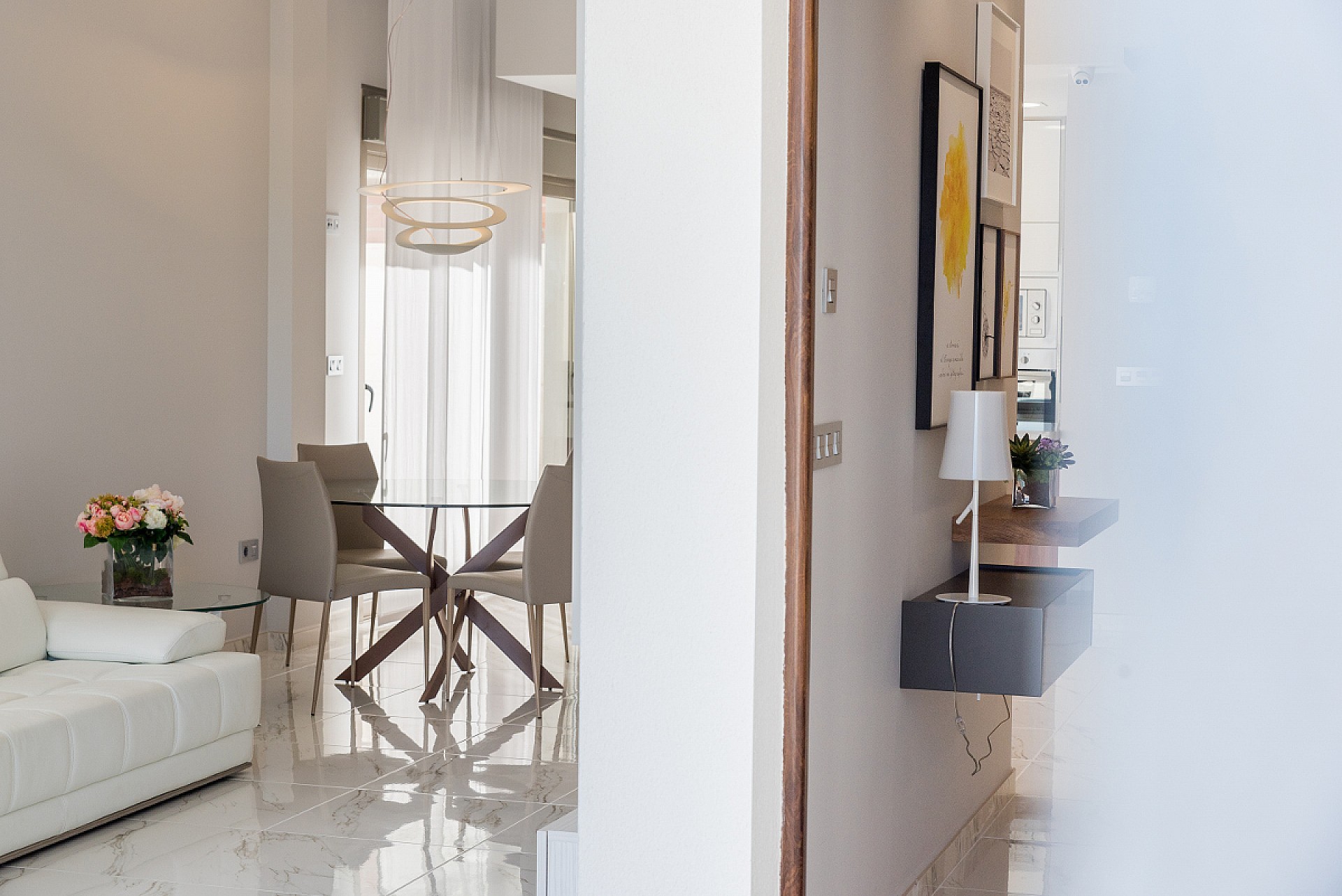 Sold - 3 Bedroom 2 Bathroom Villa in Villamartin -  - Alicante